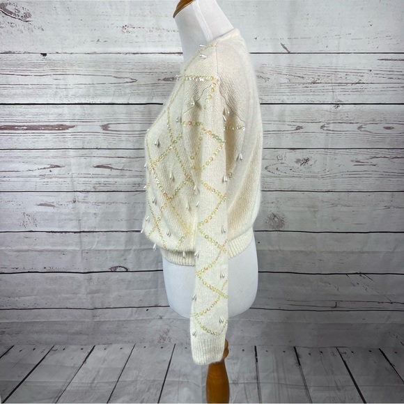 VINTAGE Karen Scott white silk and angora blend long sleeve sweater Sz PM - Picture 7 of 8